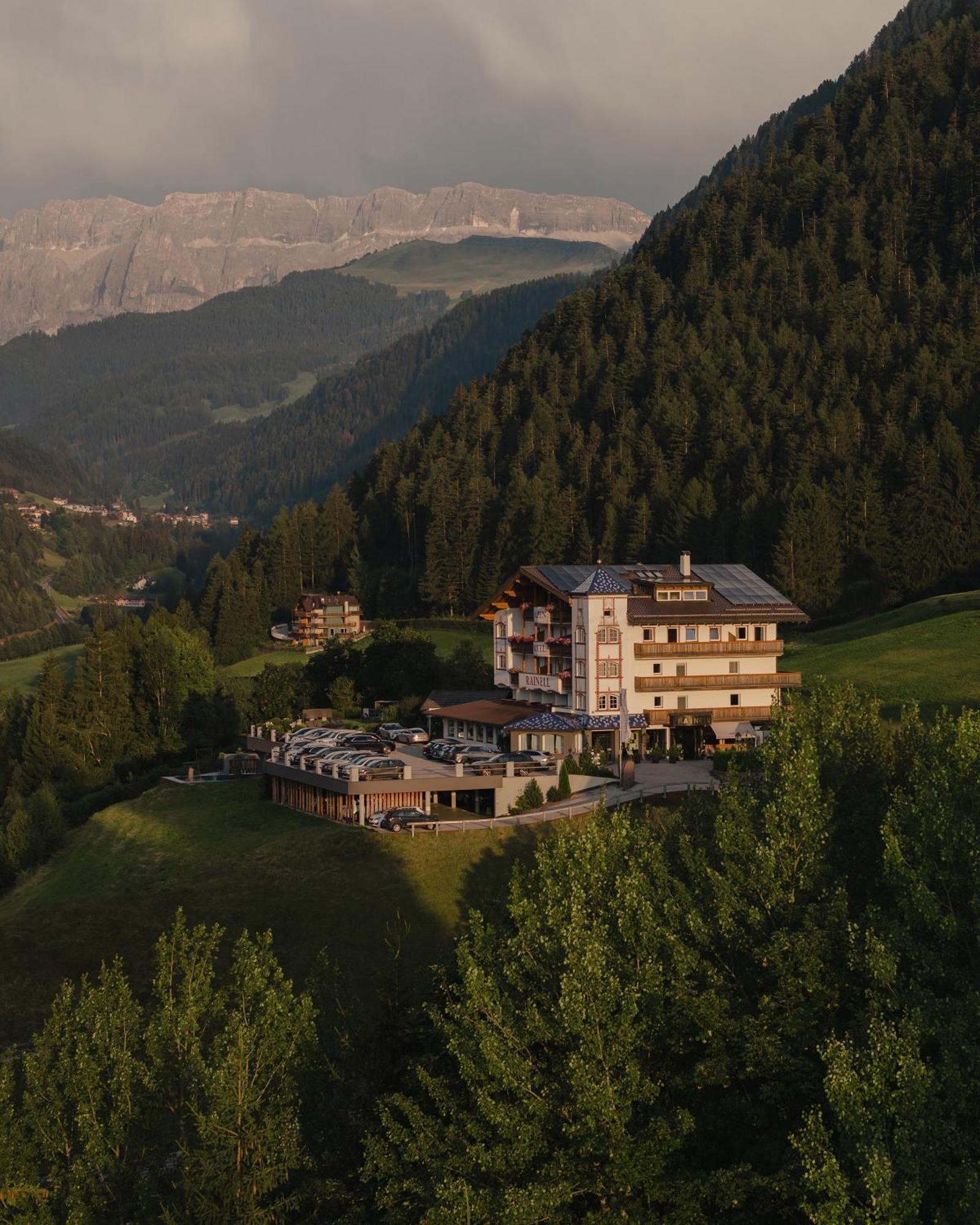 Rainell Dolomites Retreat Hotell Ortisei Eksteriør bilde