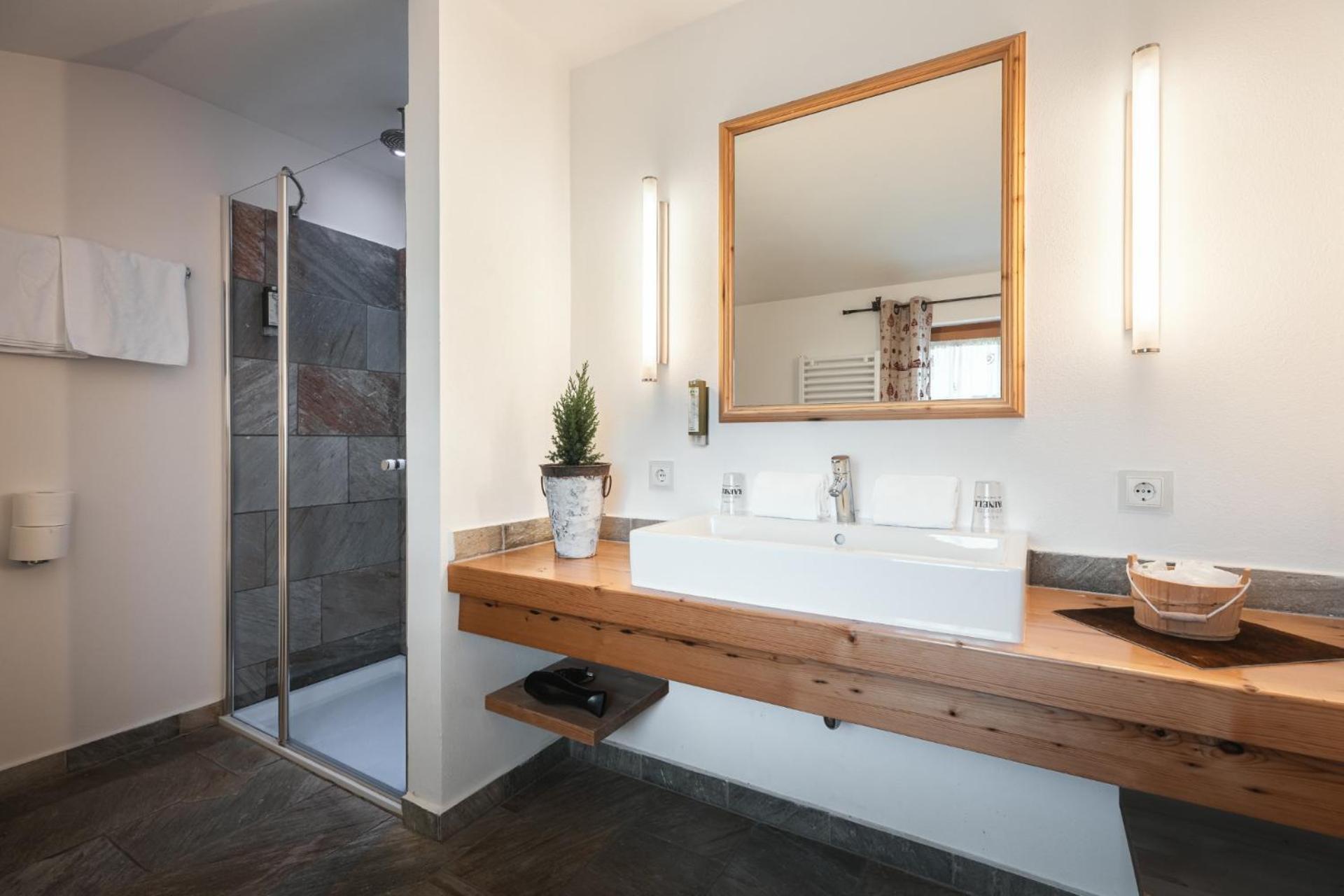Rainell Dolomites Retreat Hotell Ortisei Rom bilde